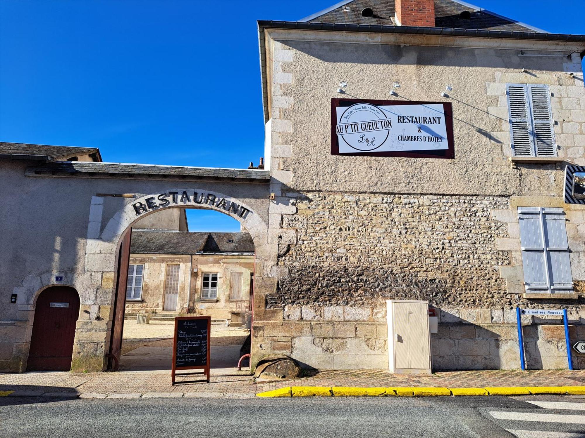 Bed and Breakfast Au P'Tit Gueul'Ton Les Aix-d'Angillon Экстерьер фото